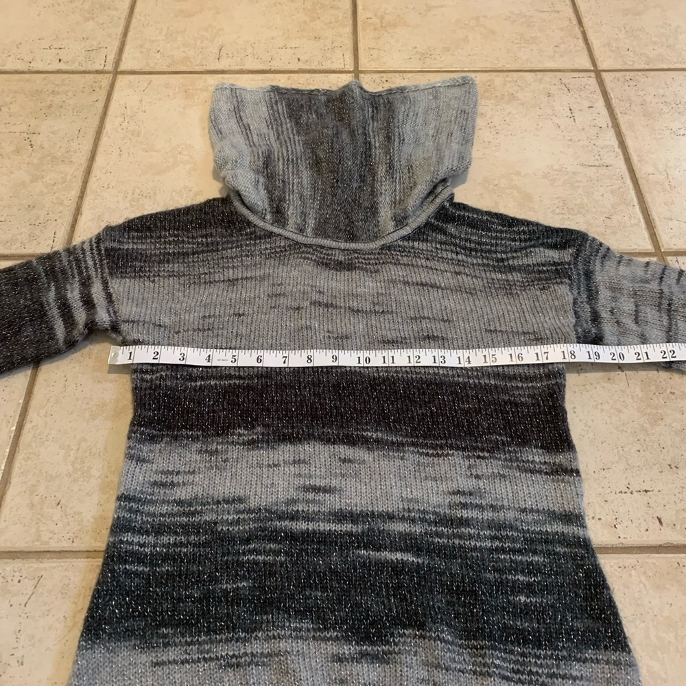 💜 DENVER HAYES Gray & Black Striped Cowl Neck Tunic Sweater - M/M - Picture 3 of 5